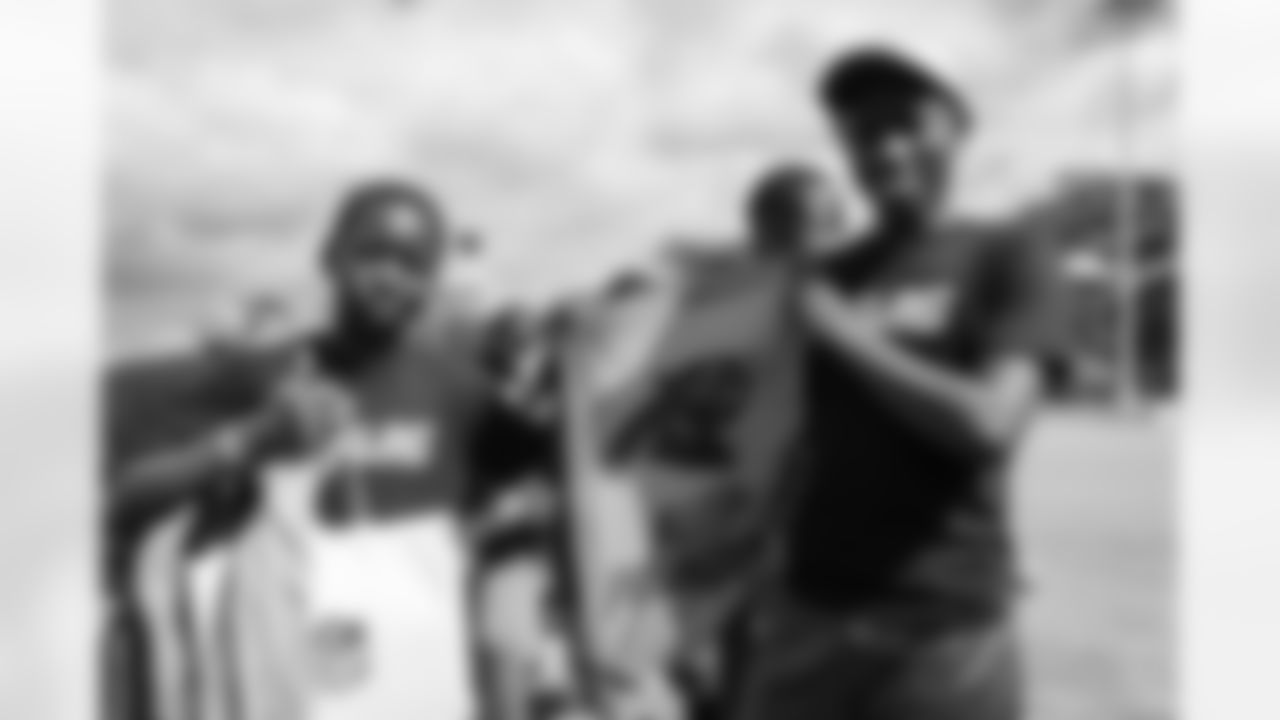 NFLKENYA_FLAG_-196