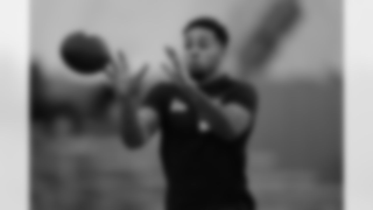 Texas safety Caden Sterns goes through drills during the school's Pro Day, Thursday, March 11, 2021, in Austin, Texas. (AP Photo/Eric Gay)