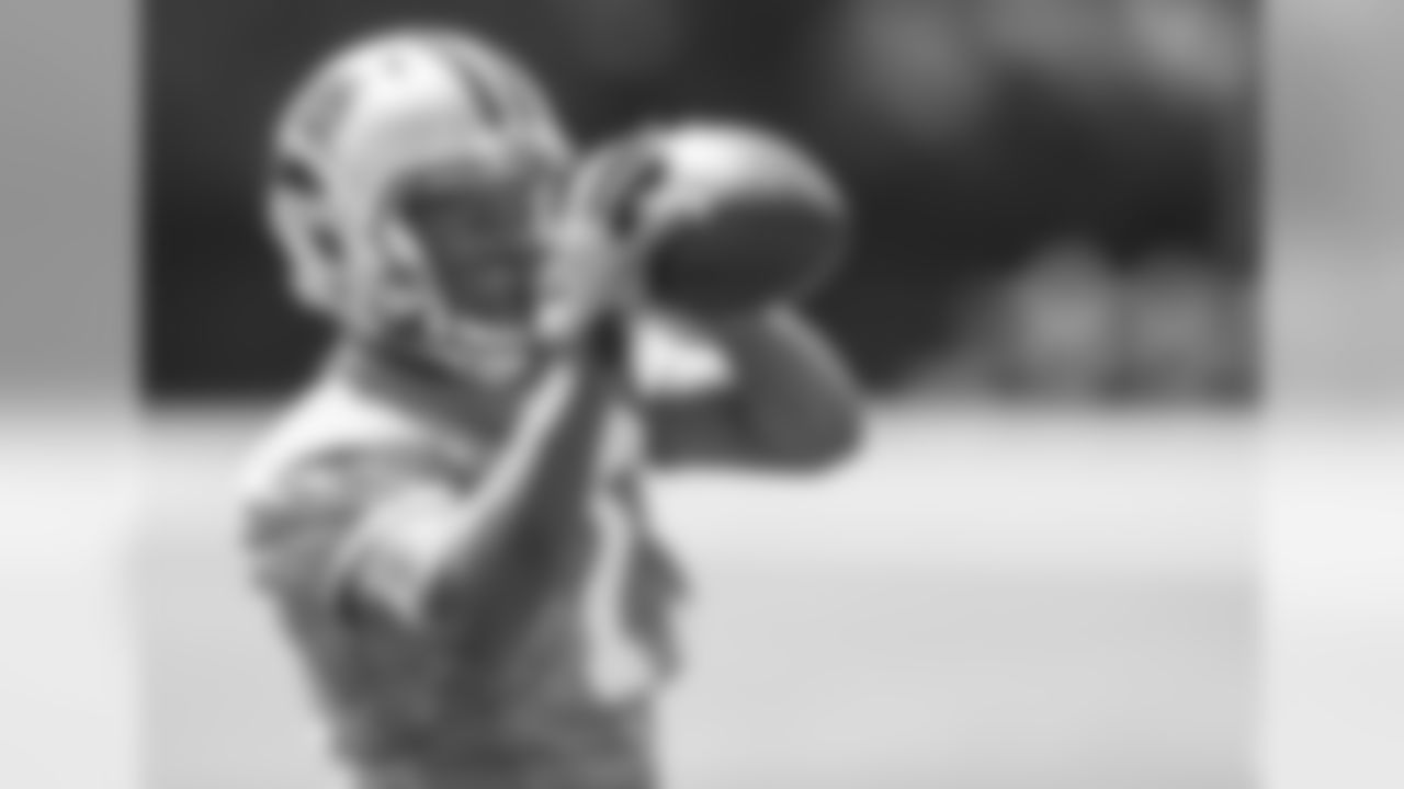 WR Avius Capers