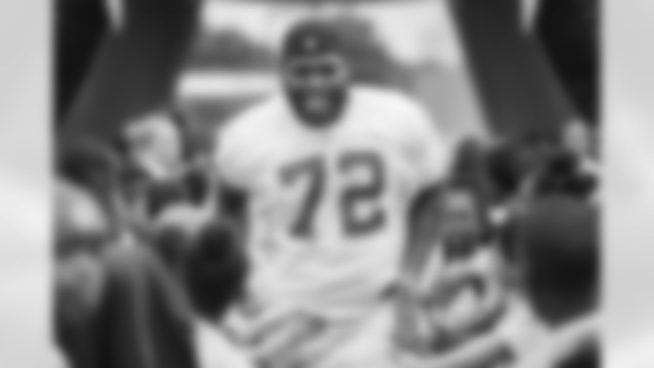 DT Shaq Rowell