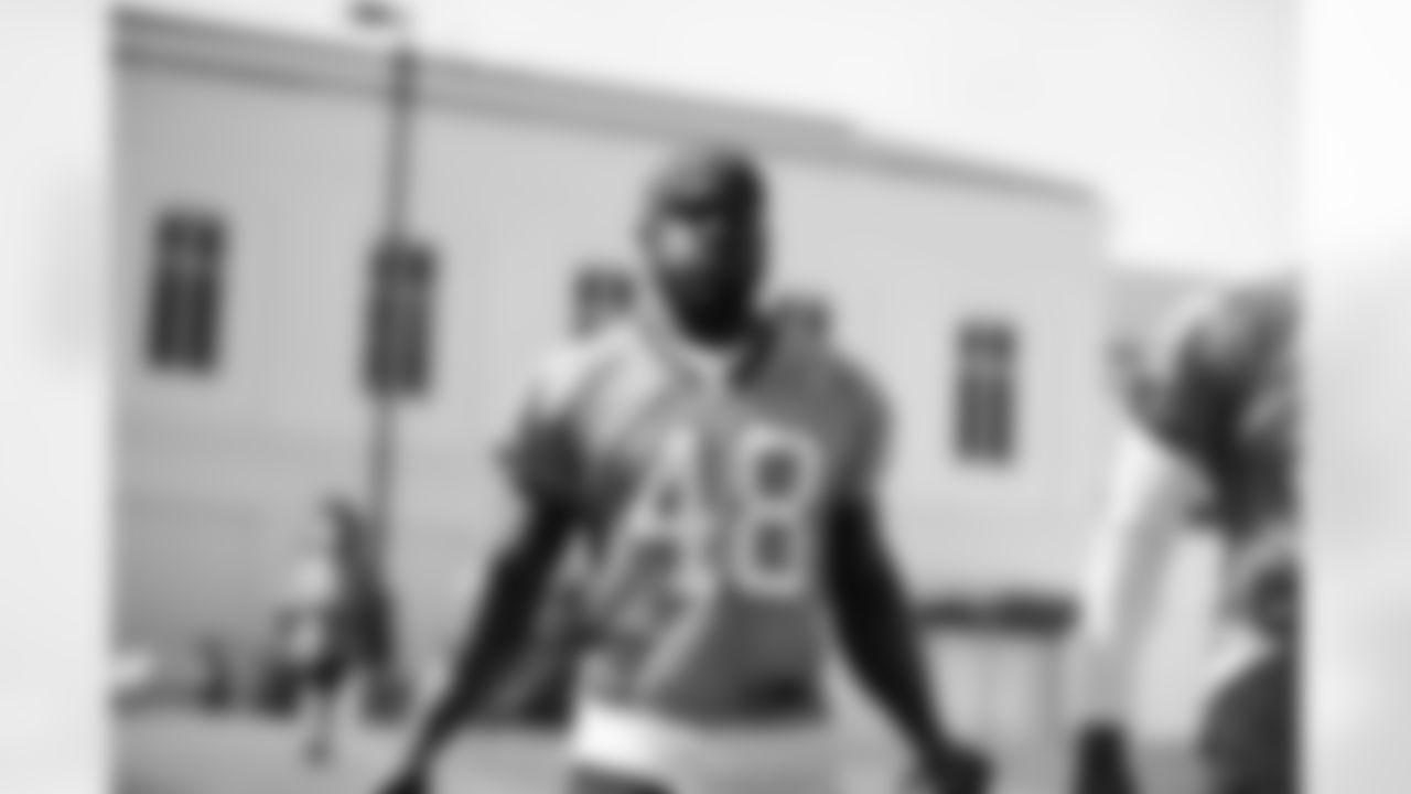 LB - 48 - Khalan Tolson