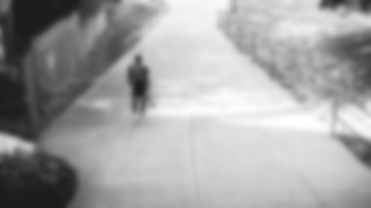 E_5D4_3767