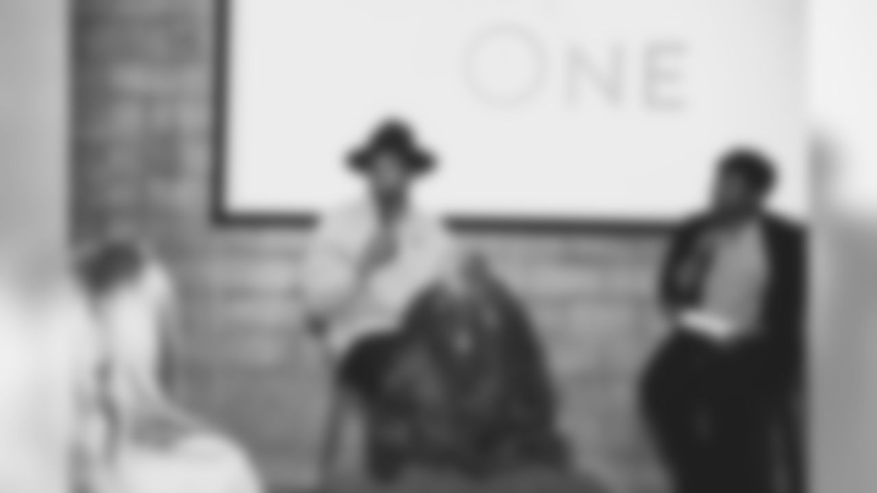 190312CamNewton_UnitedAs1_13
