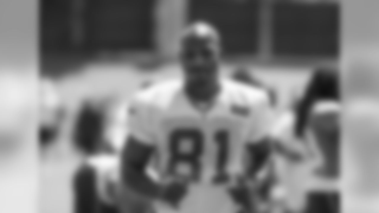 WR Jason Avant