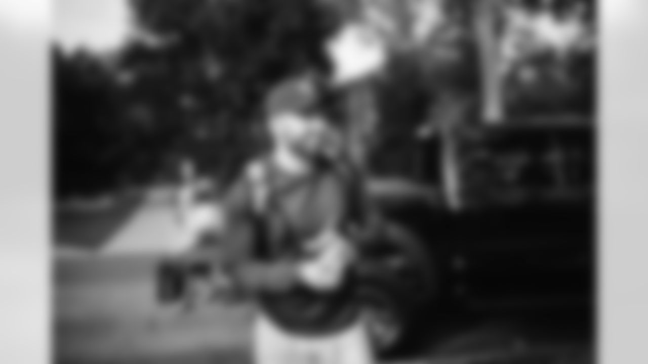 QB Baker Mayfield
