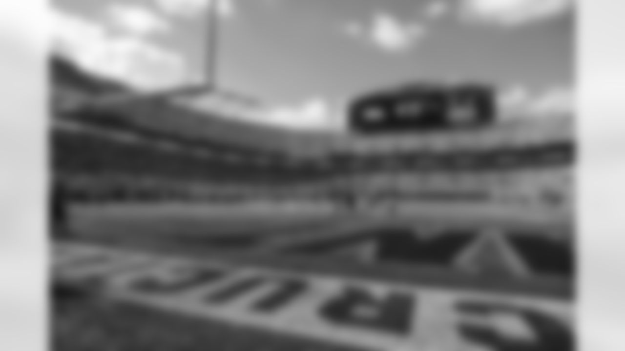 231001 WK 4_Vikings_Game Action-20