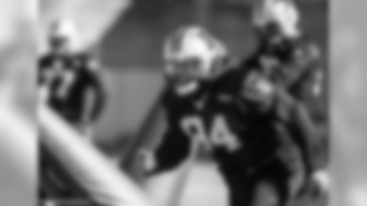 DE Kony Ealy