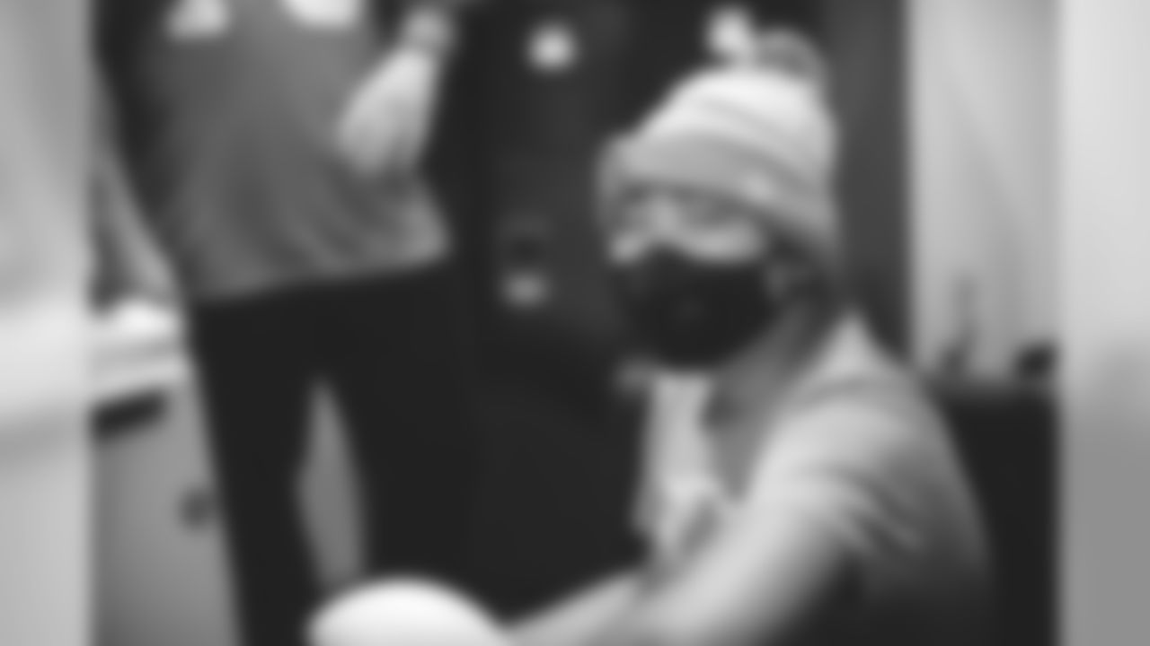 190924levine_675