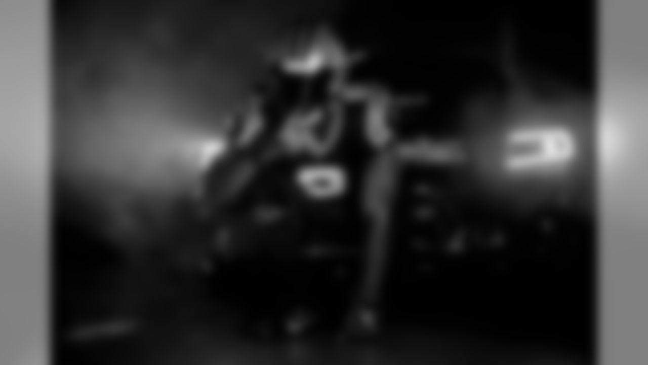 AllBlackUniform_139