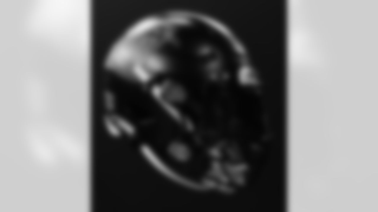 2022 Panthers black helmets and uniforms