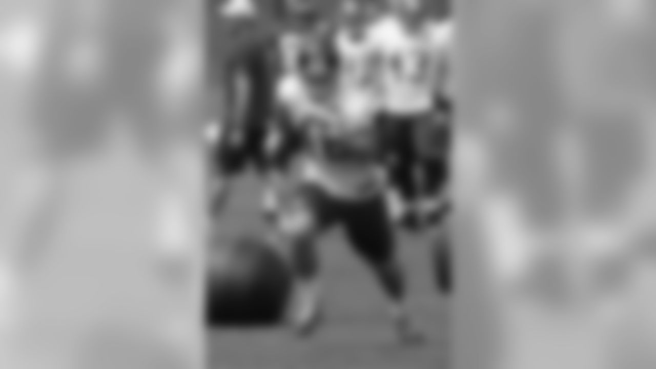 Childers was previously with the Giants, Bills and Rams.