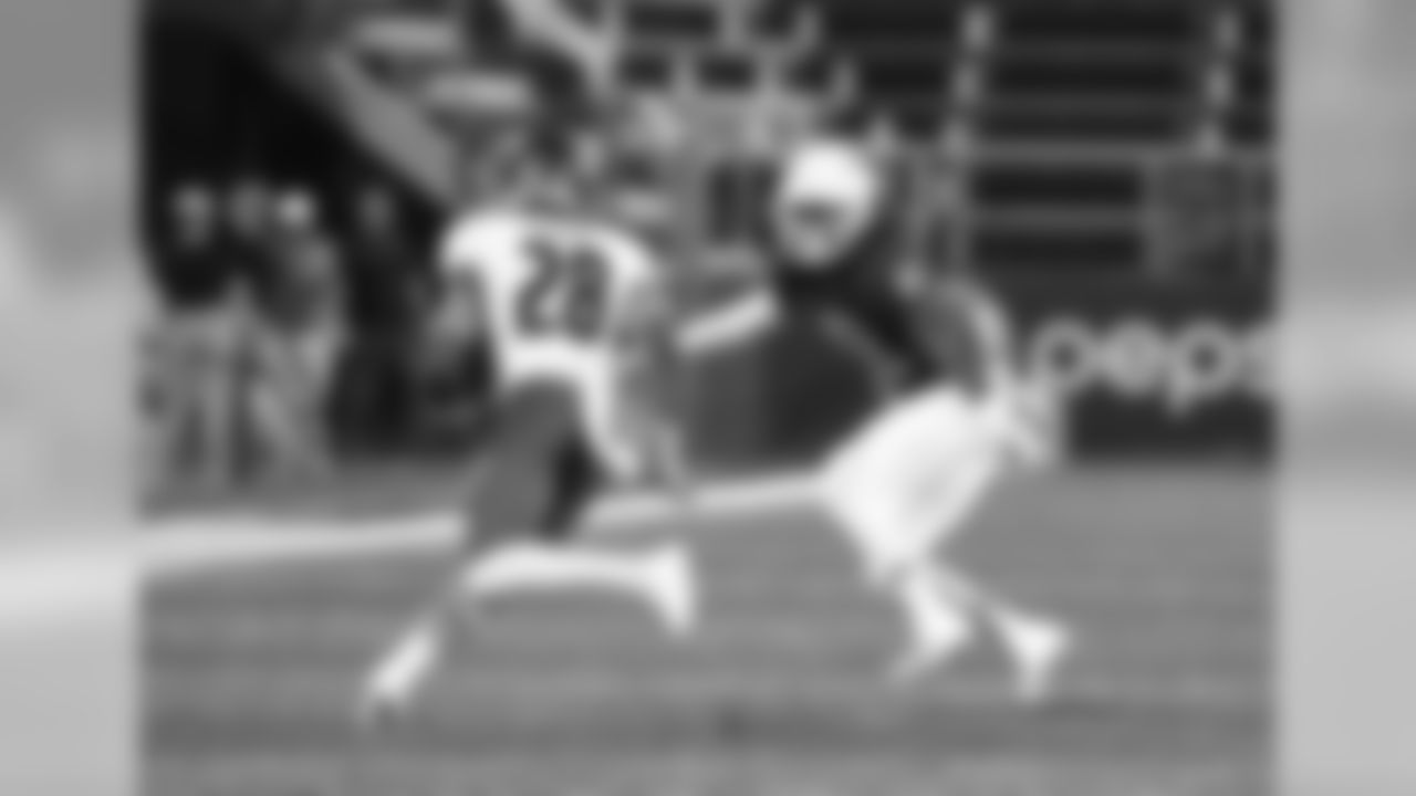 WR to CB: What Butch Davis saw in Stantley Thomas-Oliver to change his ...