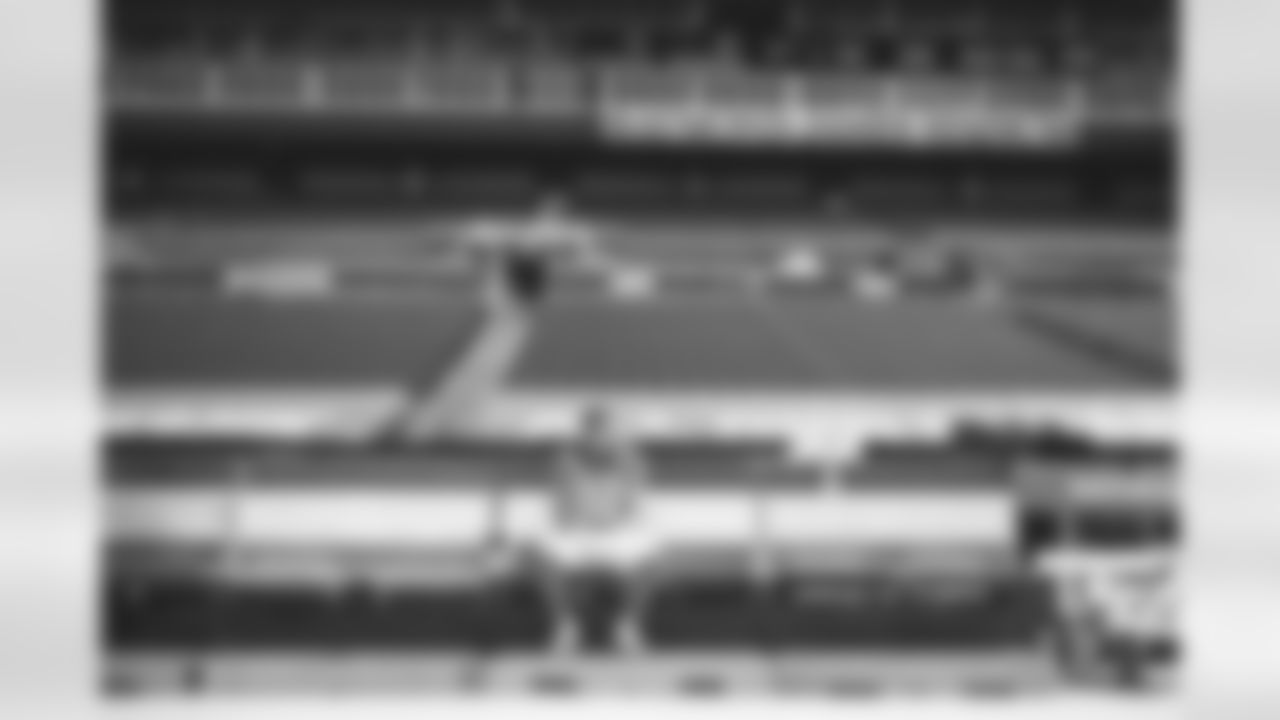 E_5D4_8749