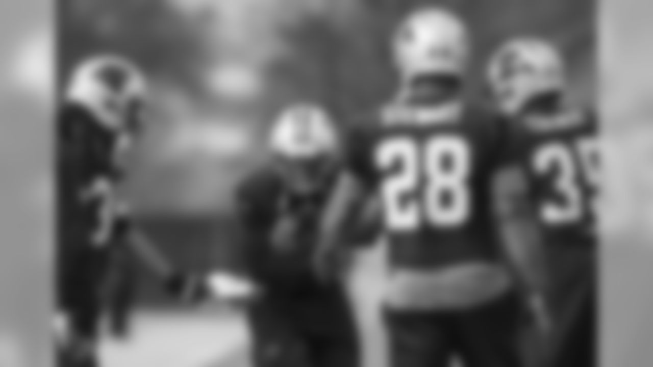 RB Kenjon Barner