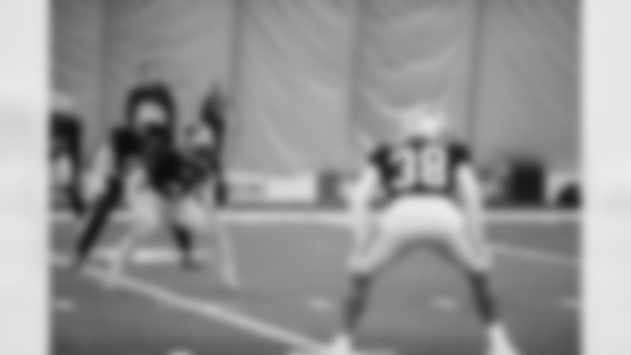DB - 38 - Myles Hartsfield