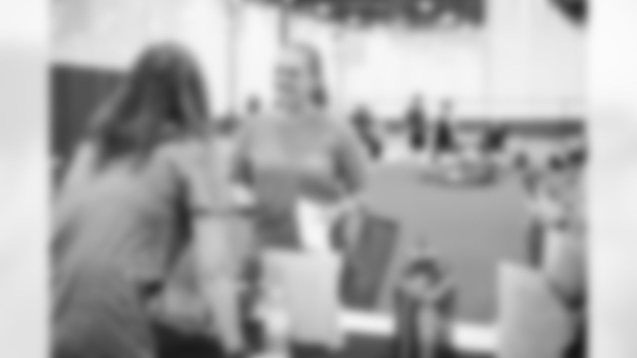 230419 InspiHER Yoga -045
