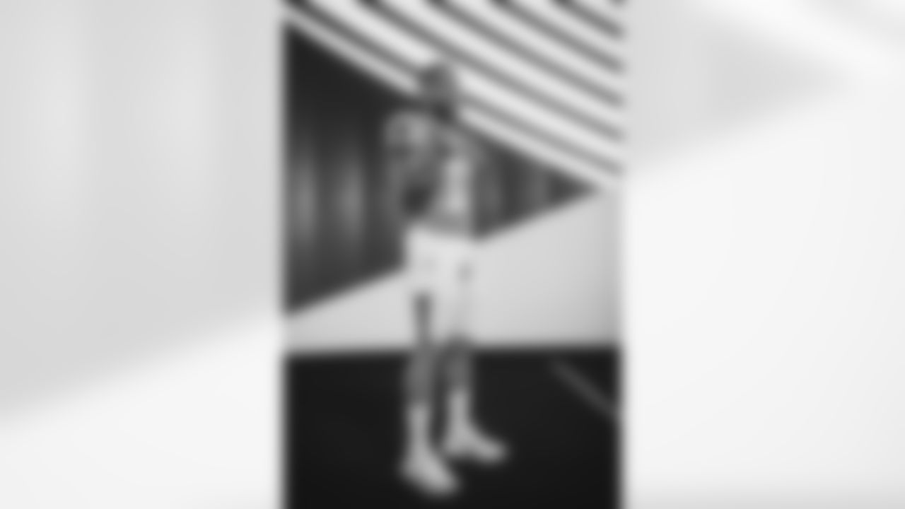E_DX3_2958