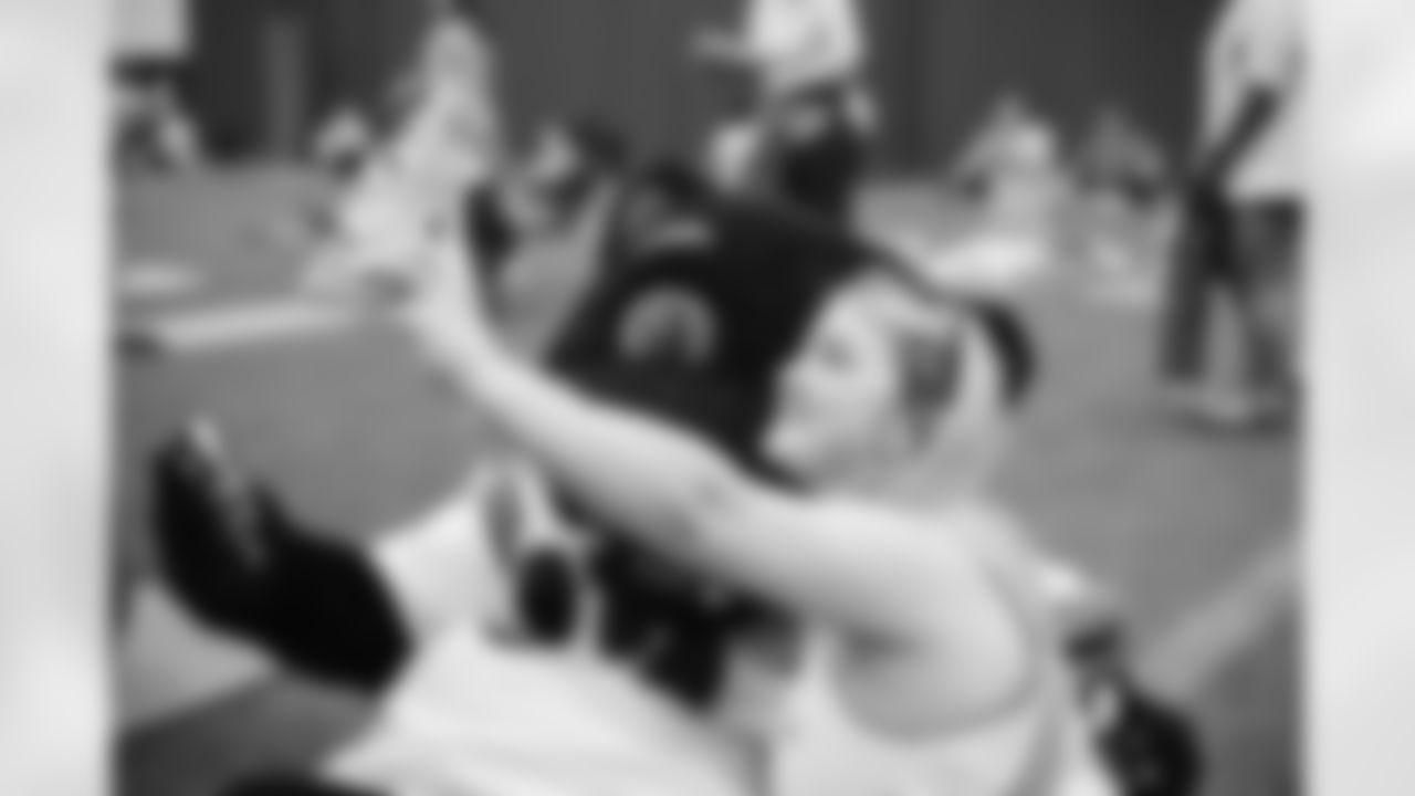 230419 InspiHER Yoga -071
