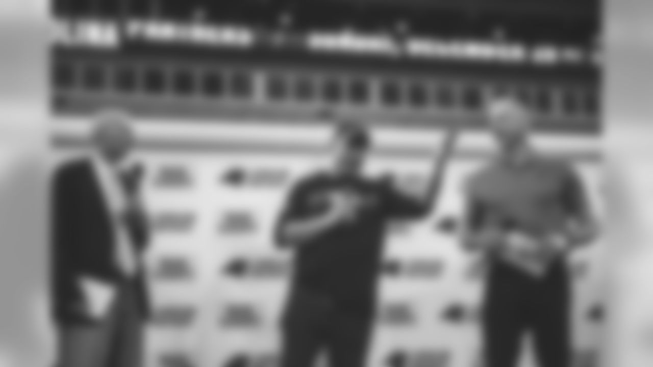 19042DraftParty_38