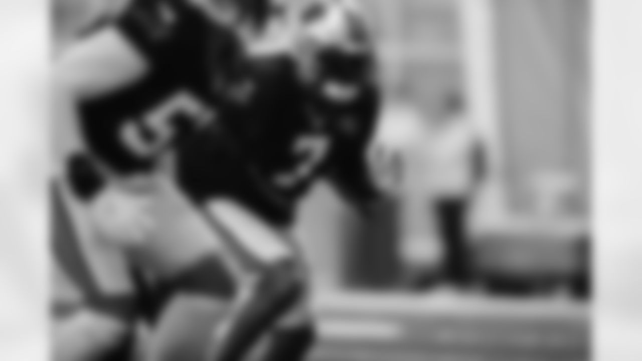 LB - 7 - Shaq Thompson