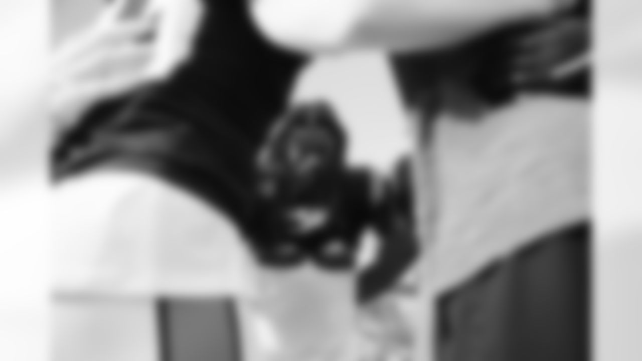 LB Shaq Thompson