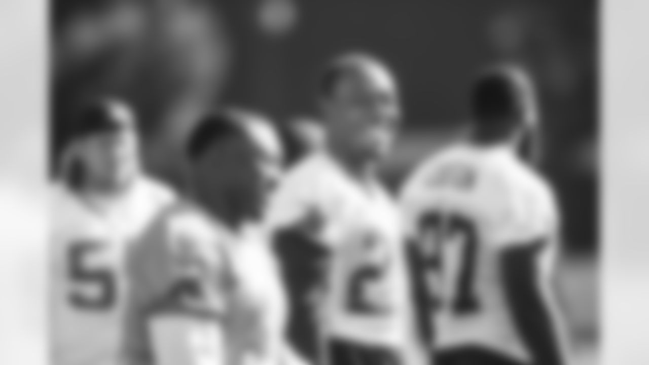 CB Teddy Williams