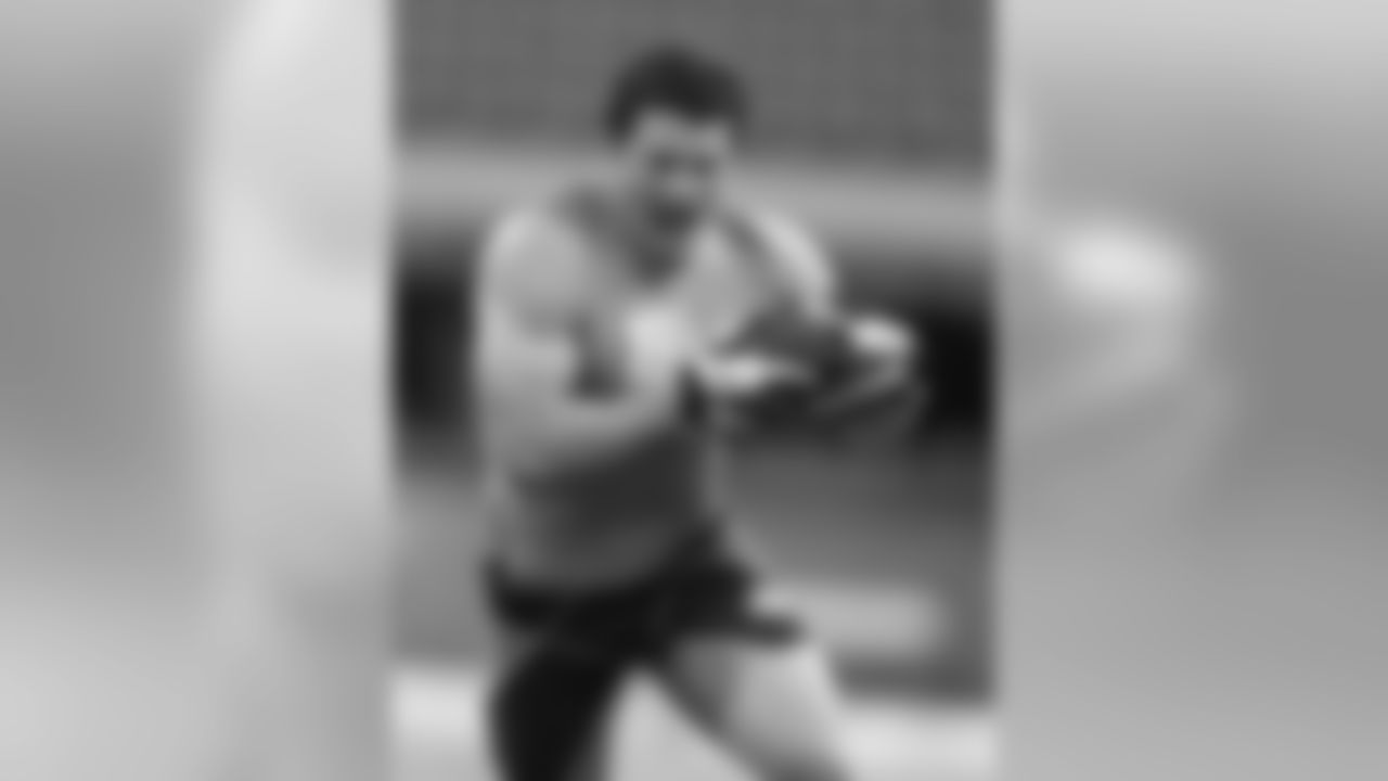 Boston College linebacker Luke Kuechly runs a drill at the NFL football scouting combine in Indianapolis, Monday, Feb. 27, 2012. (AP Photo/Michael Conroy)