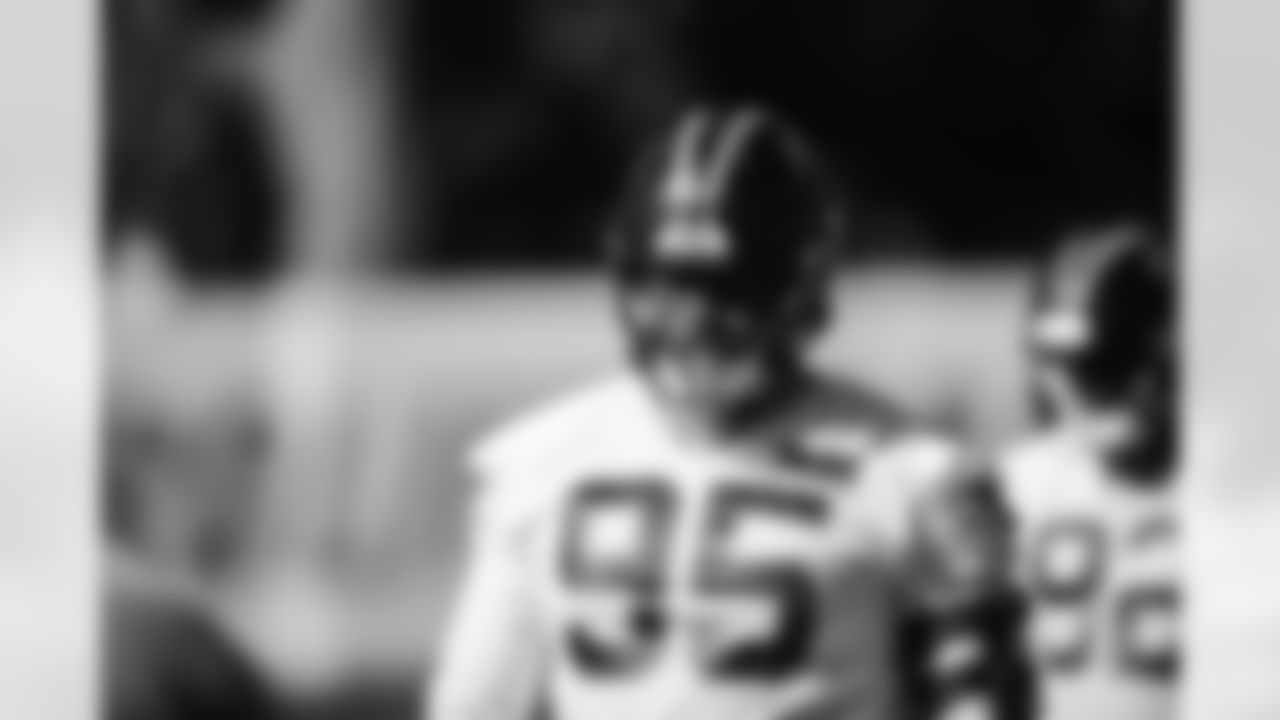 DT - 95 - Derrick Brown