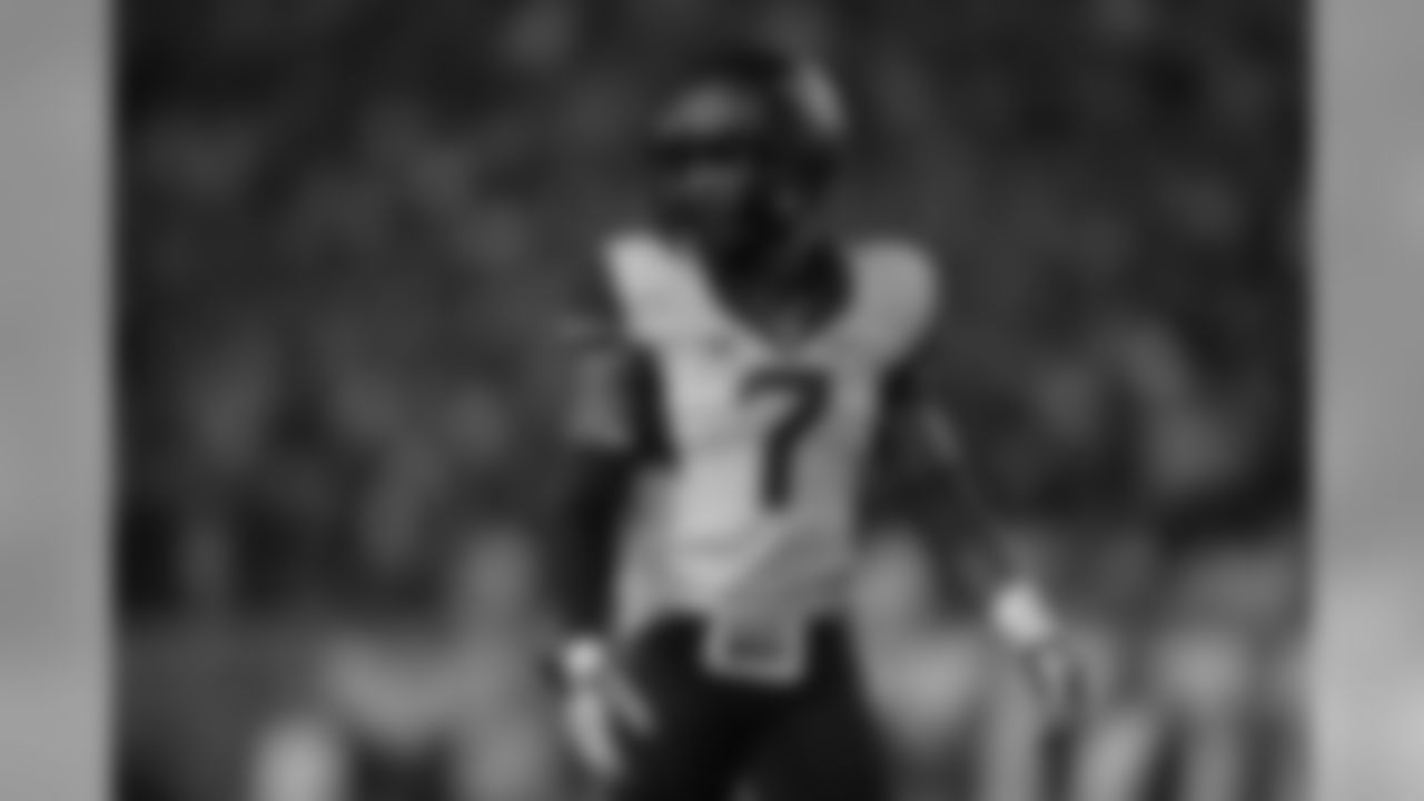 CB Daryl Worley