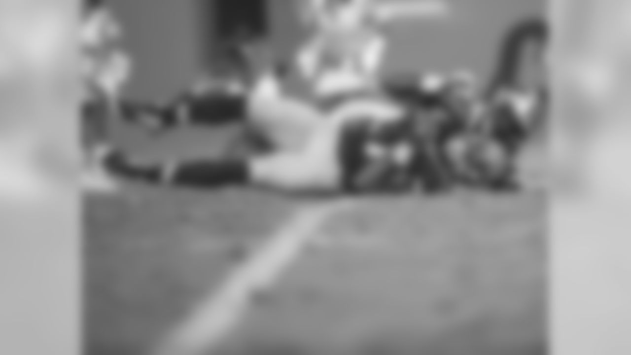 CB Charles Tillman