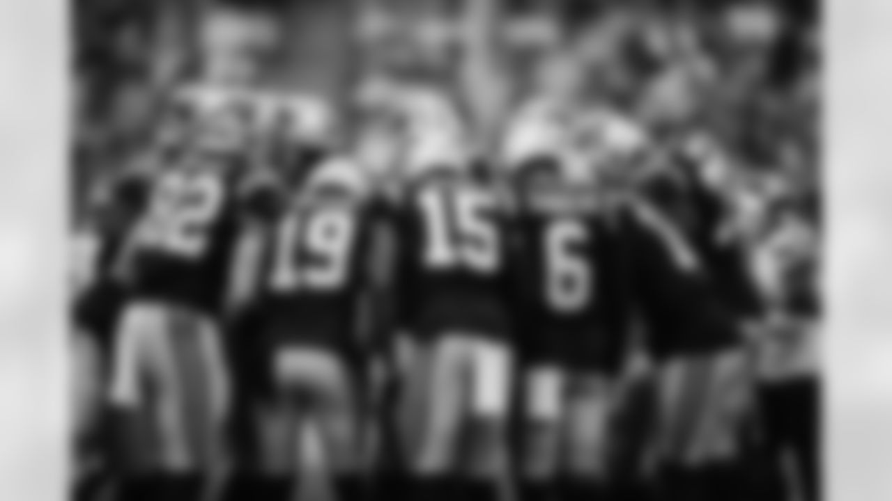 230924 In-Game Edits Seahawks-208