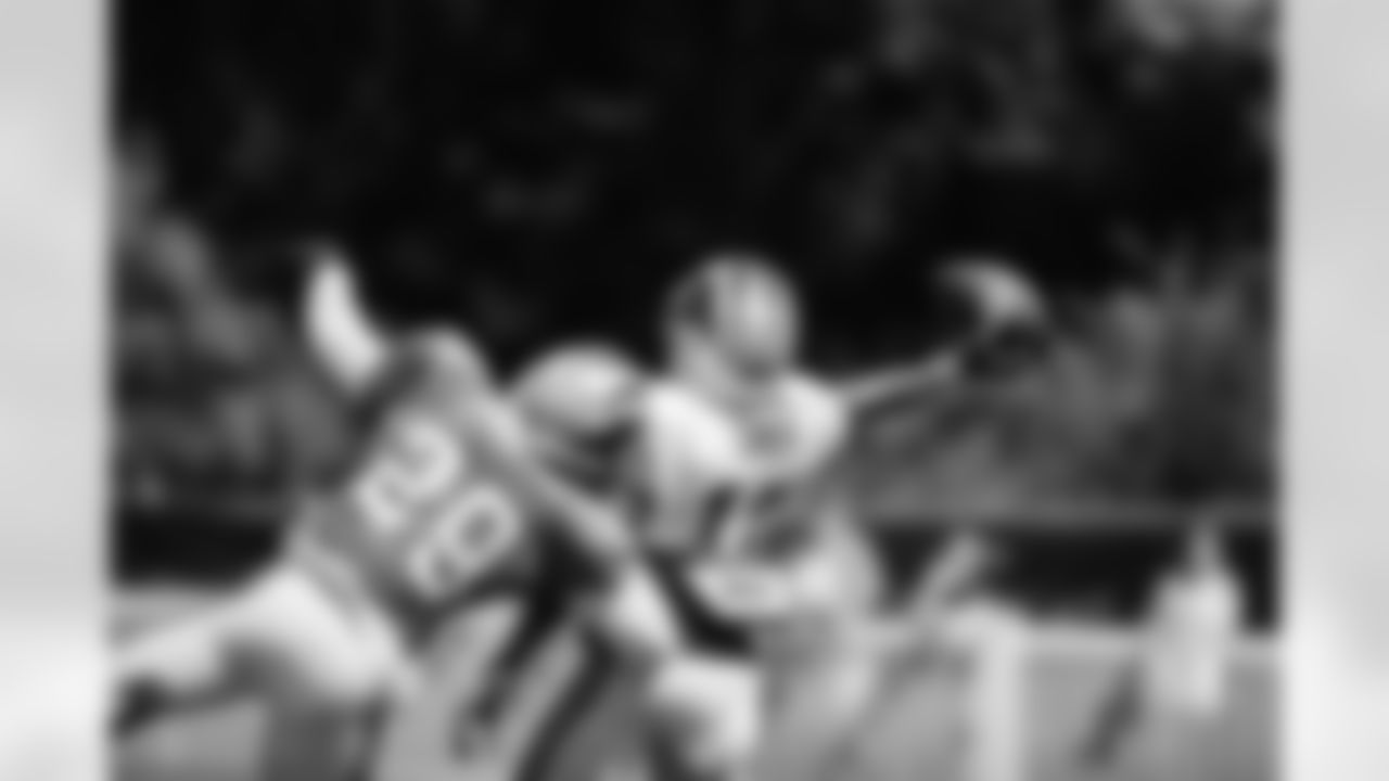 WR - 12 - Shi Smith