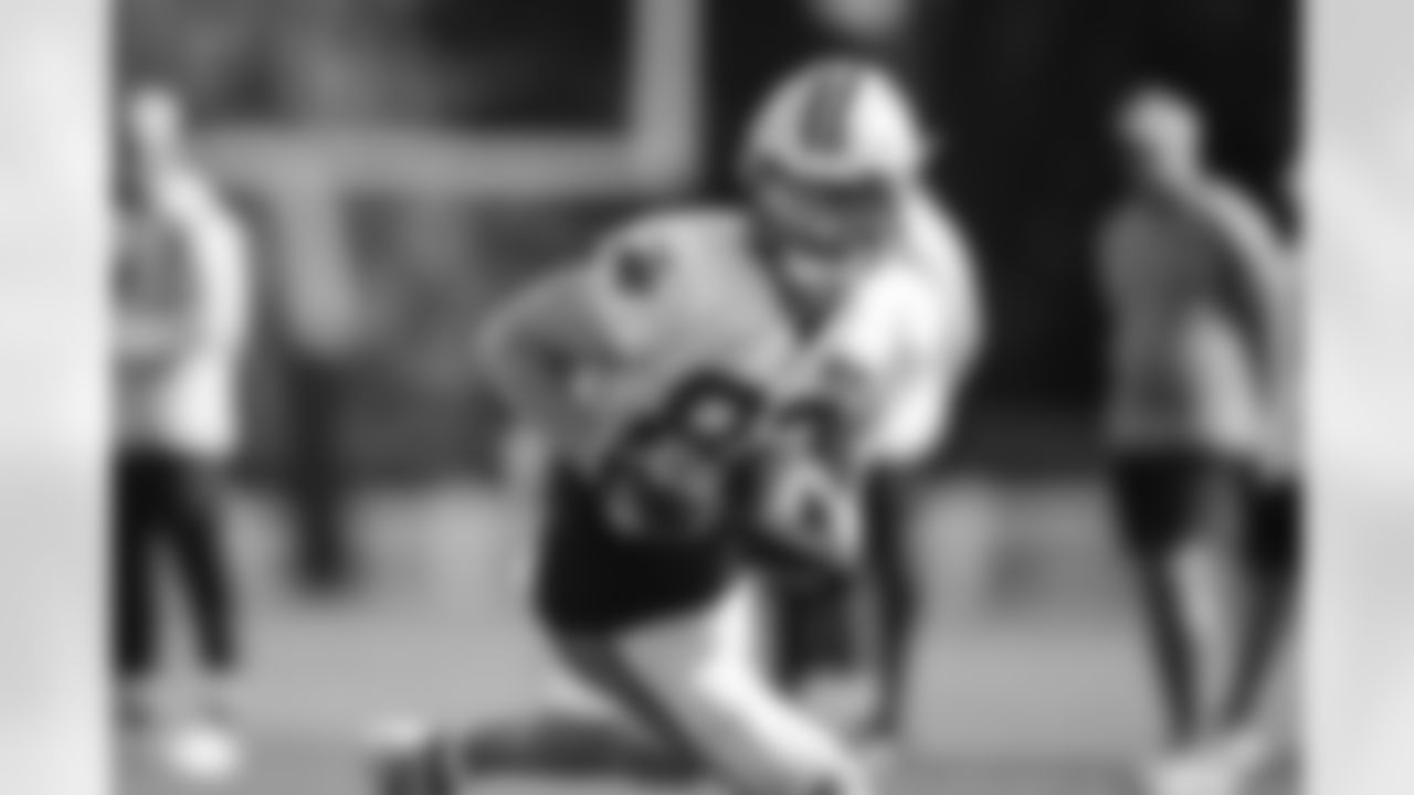 WR - 83 - Derek Wright