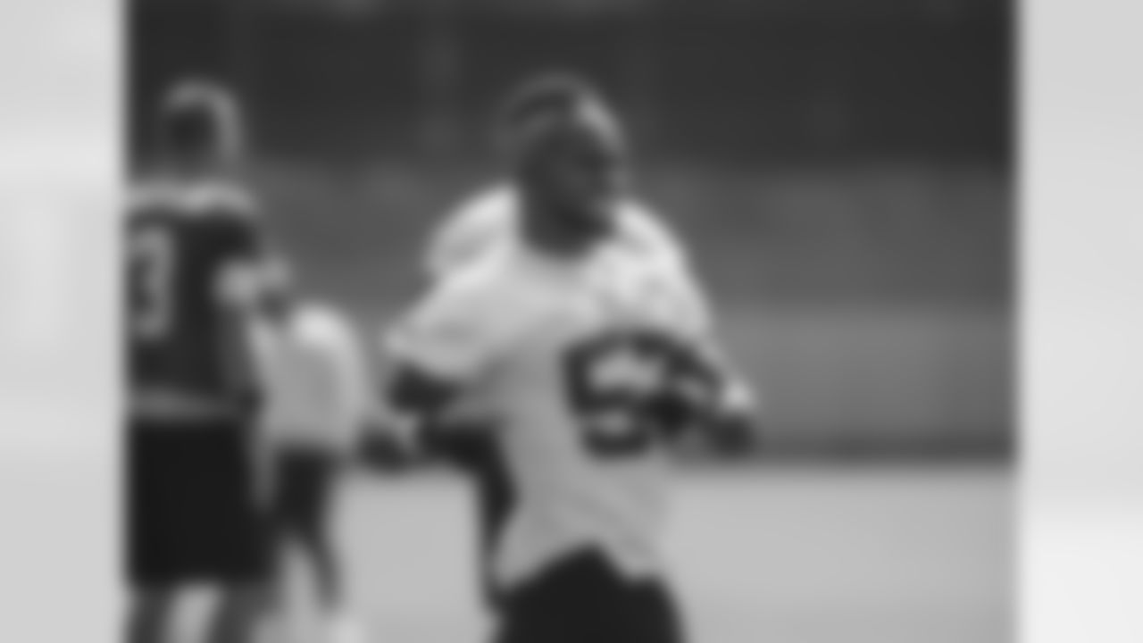 LB Adarius Glanton