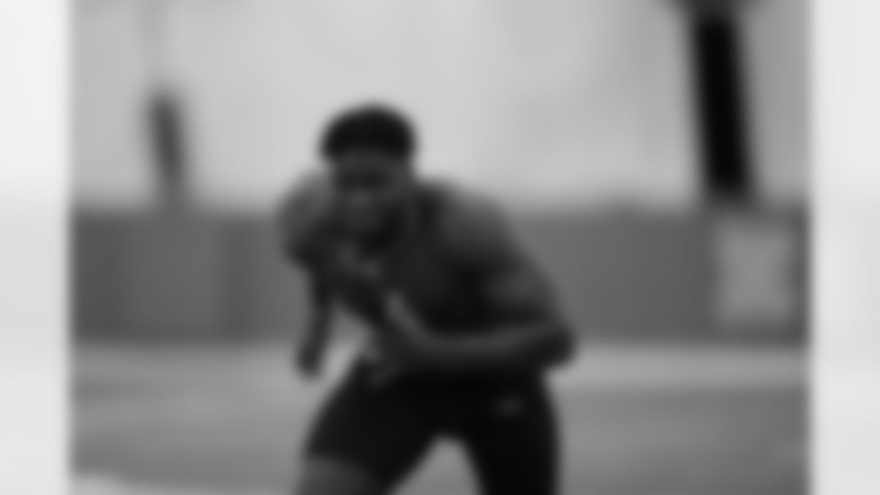 Texas linebacker Joseph Ossai takes part in the school's Pro Day, Thursday, March 11, 2021, in Austin, Texas. (AP Photo/Eric Gay)