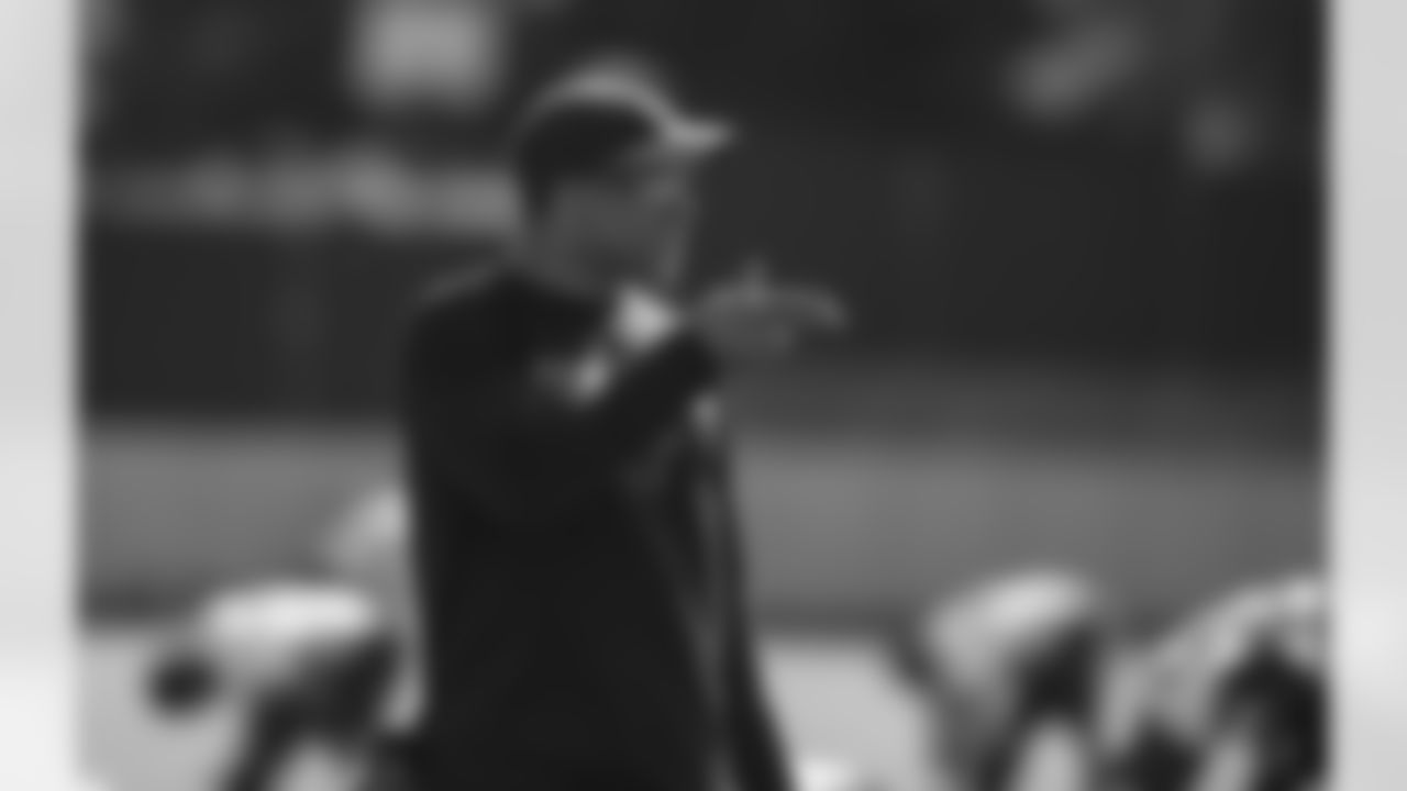 Asst. Head Coach/Secondary Steve Wilks