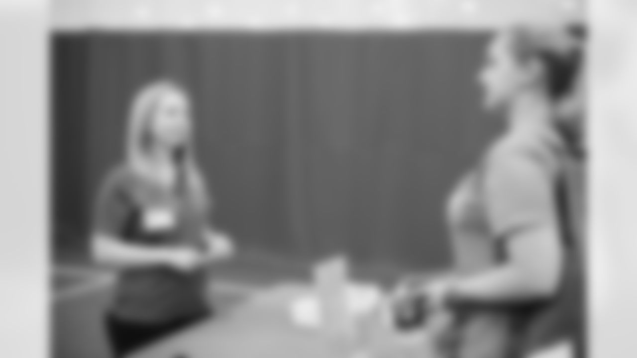 230419 InspiHER Yoga -037