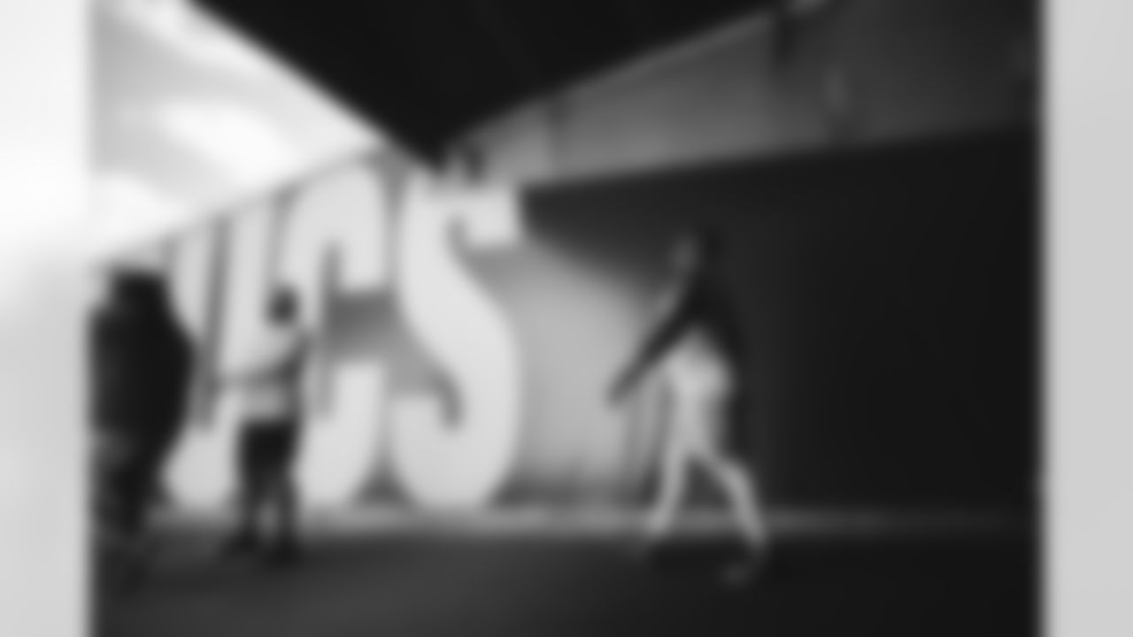 E_1D3_5580