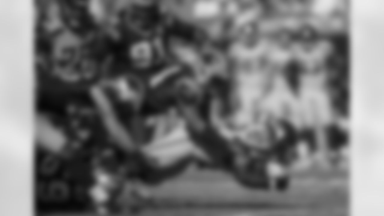 DE Kony Ealy