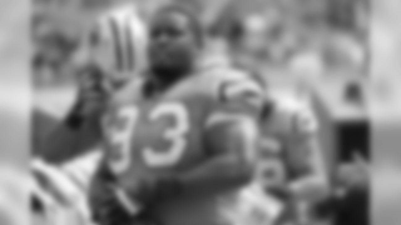 DT Kyle Love
