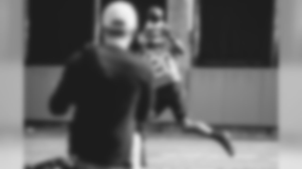 E_1D2_1518