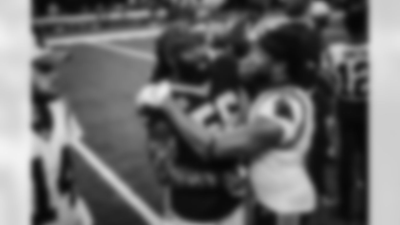 230108 Panthers at Saints-311
