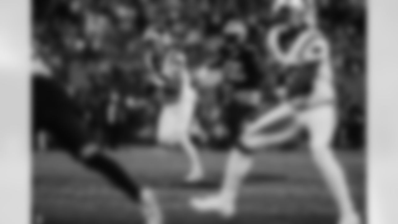 230918 Saints In-Game Edits-291