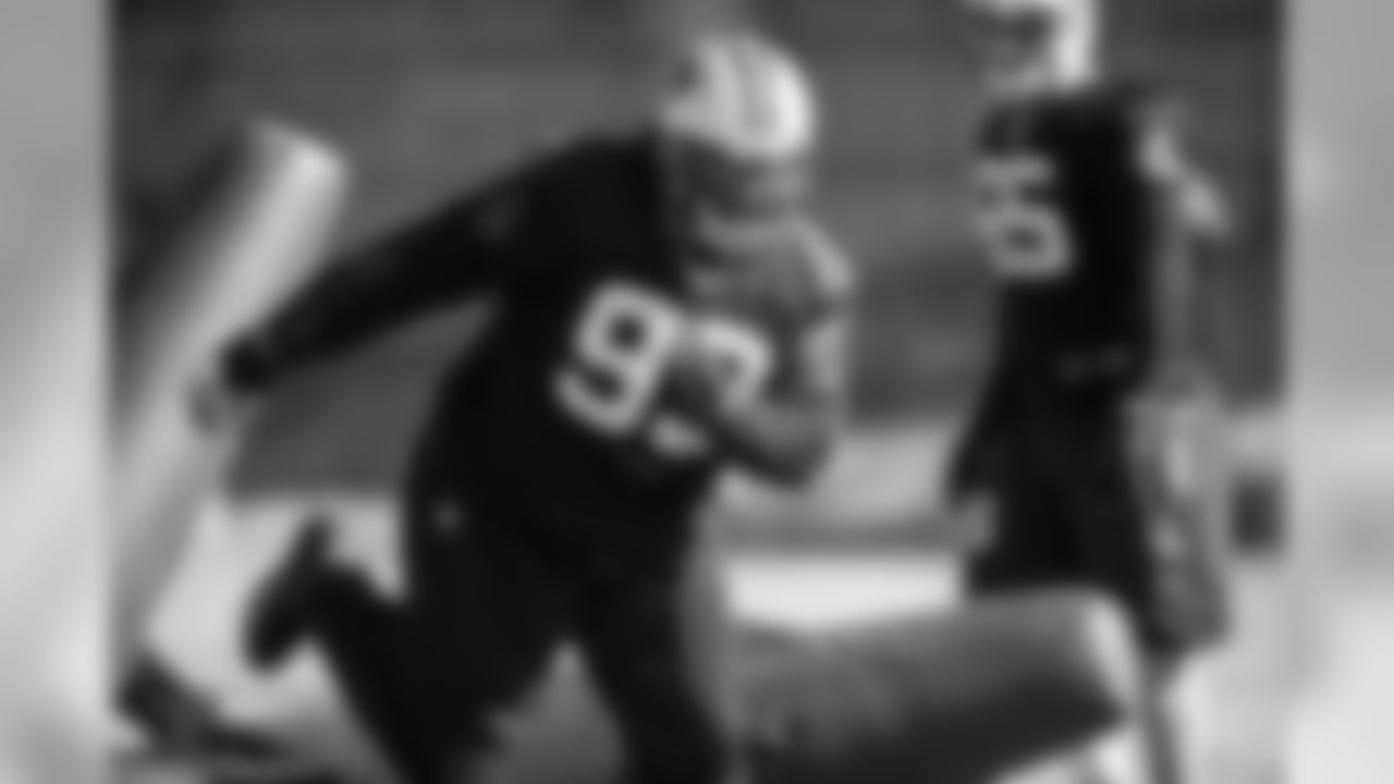 DT Kyle Love