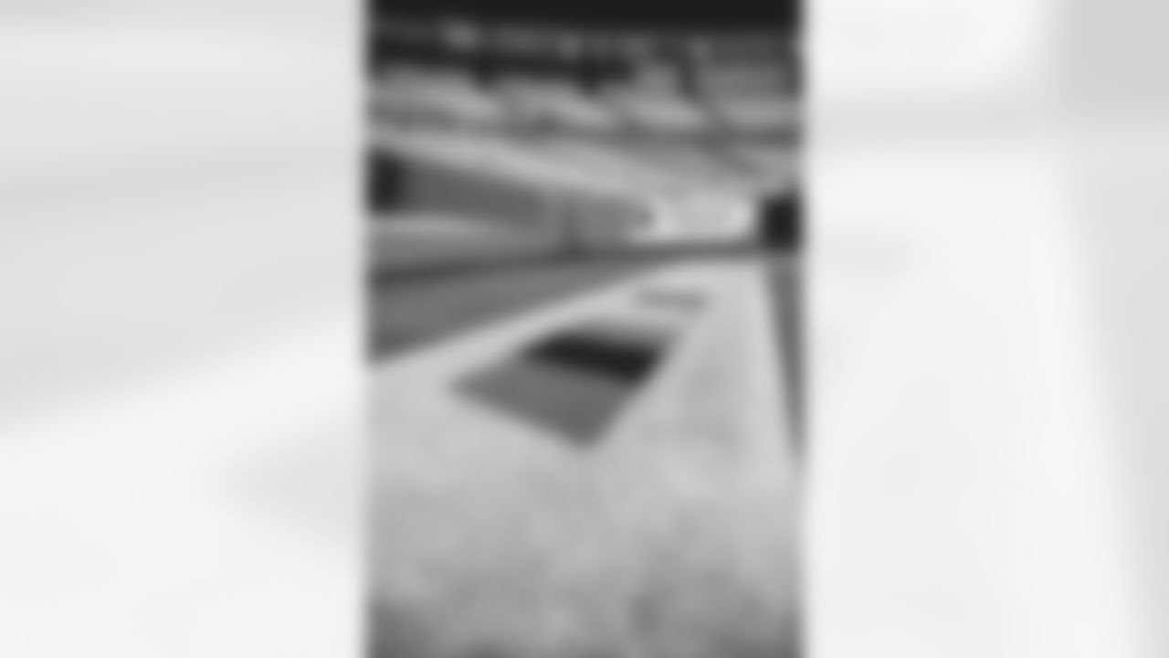 E_5D4_2443