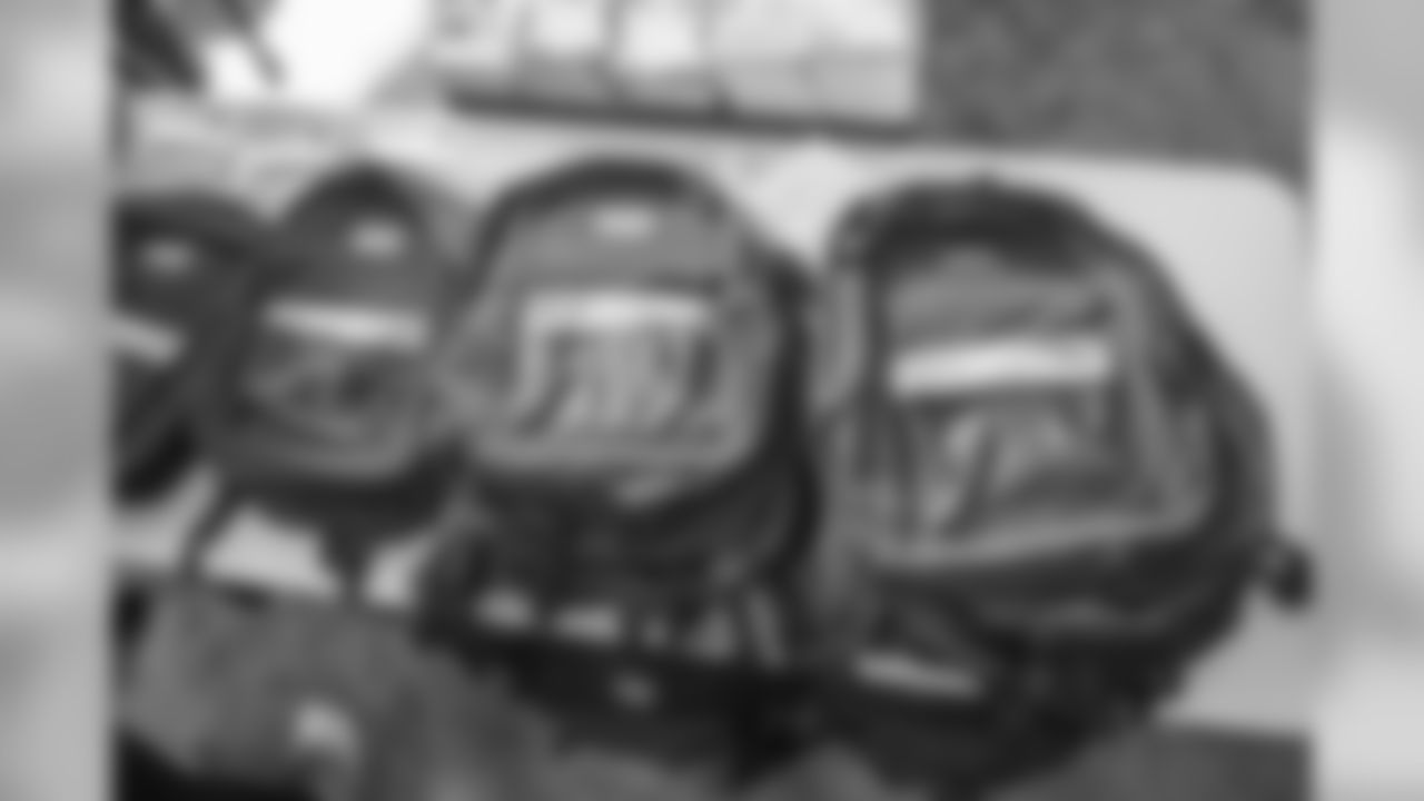 2018_11_27 snowball express book bags 154