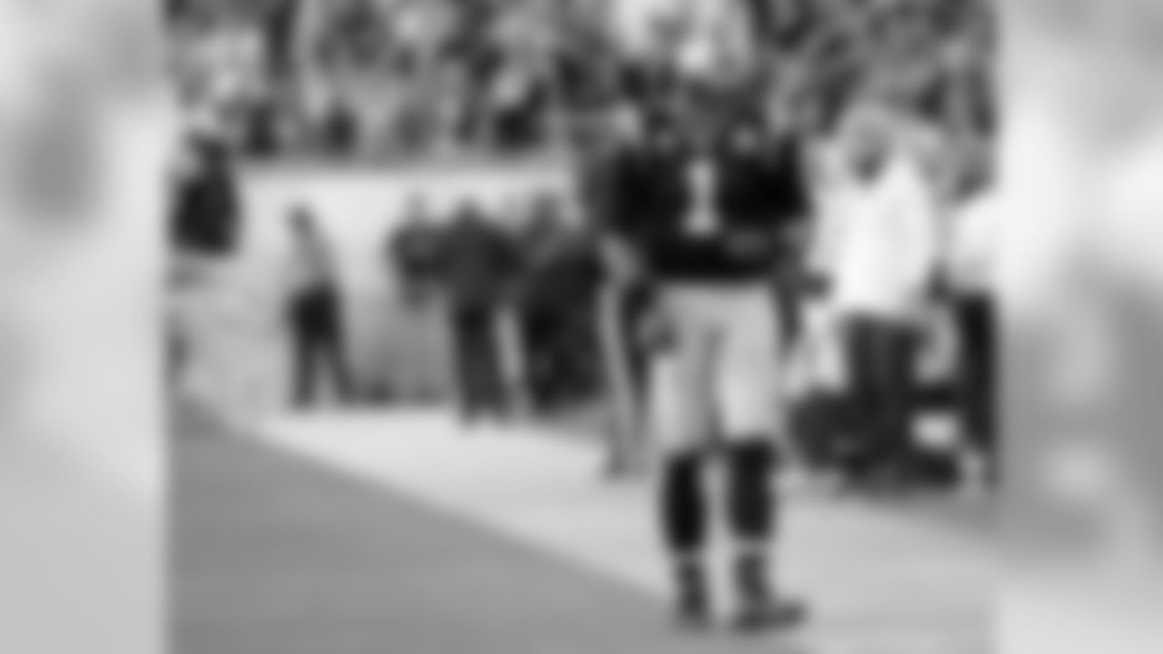 Carolina Panthersâ Cam Newton (1) walks off the field during the first half of the NFL Super Bowl 50 football game Sunday, Feb. 7, 2016, in Santa Clara, Calif. (AP Photo/Matt York)