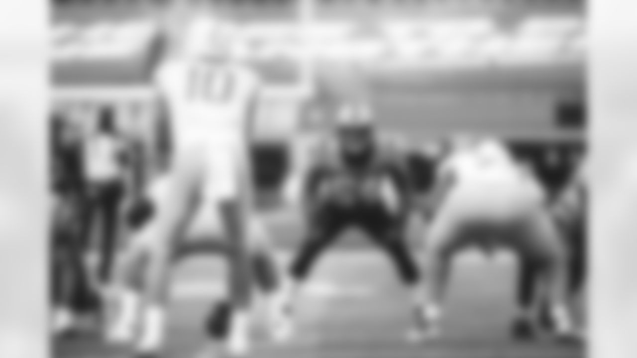 Shaq Thompson, 2020 Walter Payton Man of the Year nominee