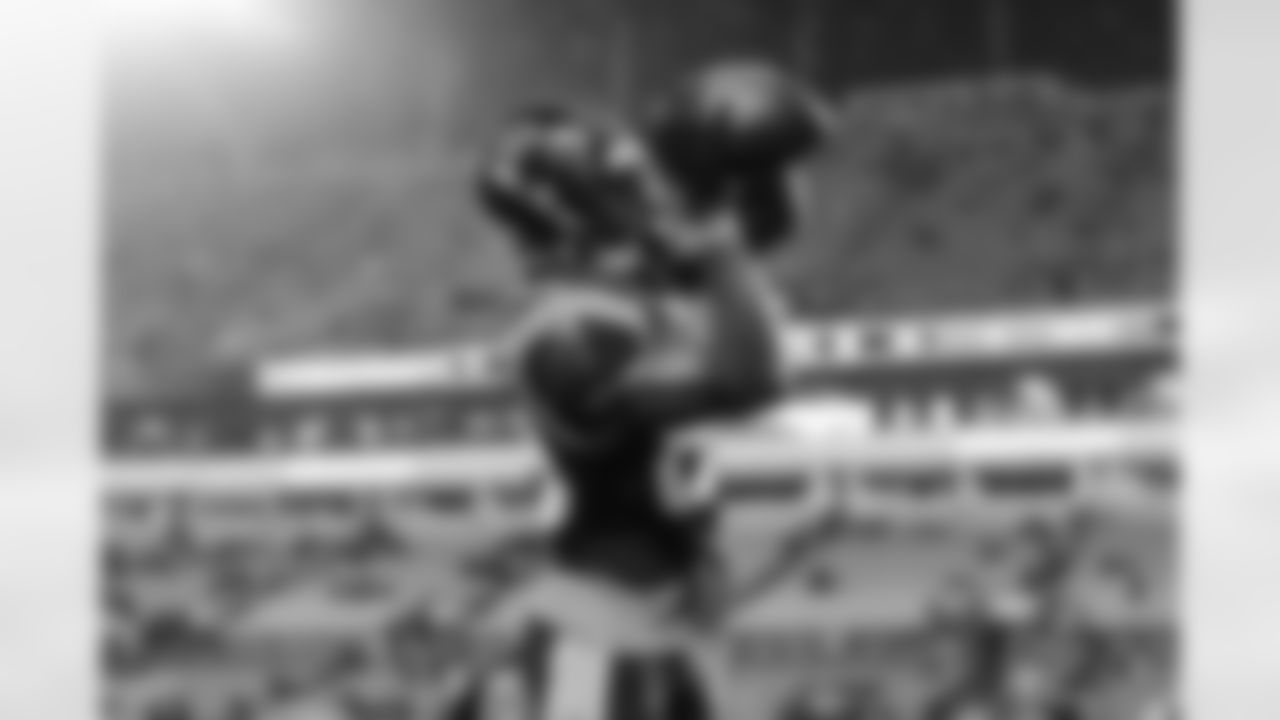 221110 Panthers vs Falcons-710