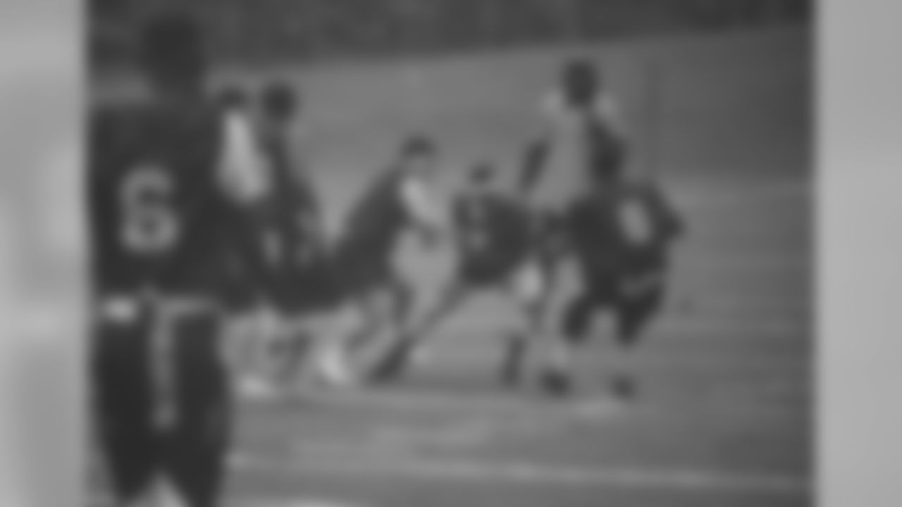 BattleoftheBases700_1